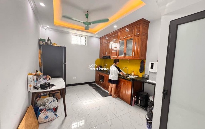 BÁN NHÀ LÊ TRỌNG TẤN - THANH XUÂN - NHÀ DÂN XÂY ĐẸP - SẴN Ở - 40M2 GIÁ 7.9 TỶ